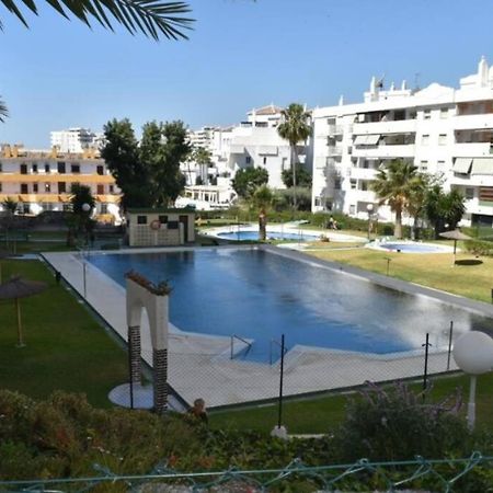 Modern Studio Near Beach. Sea, Pool And Wi-Fi Benalmádena Exteriér fotografie
